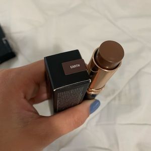 Anastasia Beverly Hills Stick Foundation - earth